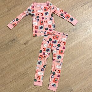 Old Navy Pink Graphic Kids Pajama Set